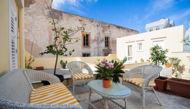 Angelo Apartments&Rooms Trapani Buitenkant foto