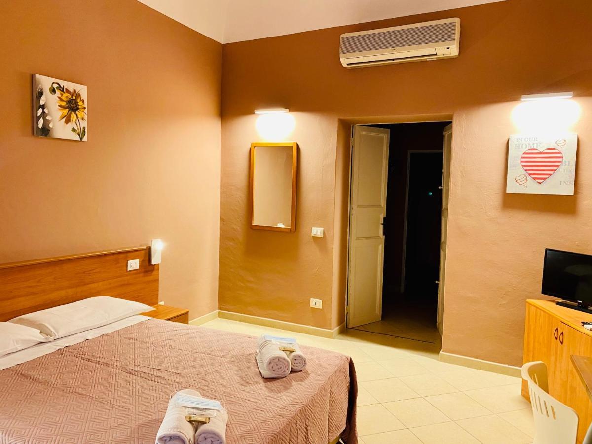 Angelo Apartments&Rooms Trapani Buitenkant foto