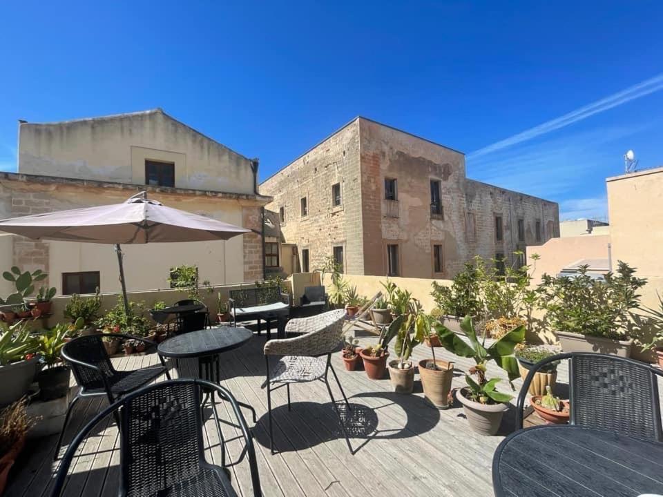 Angelo Apartments&Rooms Trapani Buitenkant foto