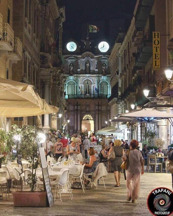 Angelo Apartments&Rooms Trapani Buitenkant foto